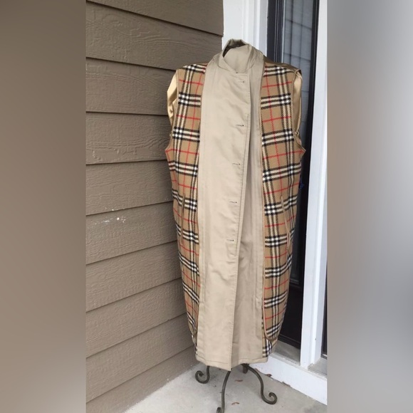 COPY - Burberry Men's Trench Long Coat  Size: 40 Regular Vintage - Picture 6 of 16